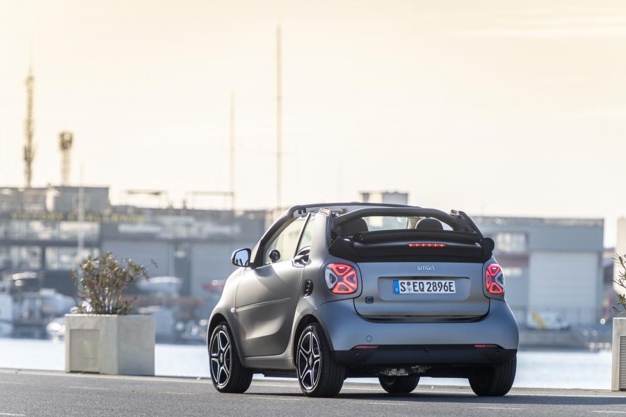  Smart EQ ForTwo Pulse Cabrio (A453) 2020 года  (WW) (фото 17 из 42)